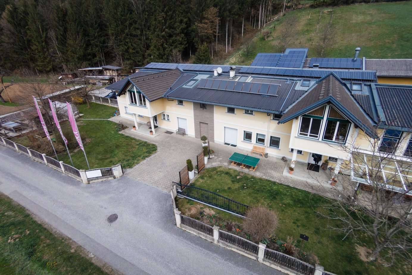 Tischlerei Lesky setzt auf Strom aus der eigenen Fotovoltaikanlage.