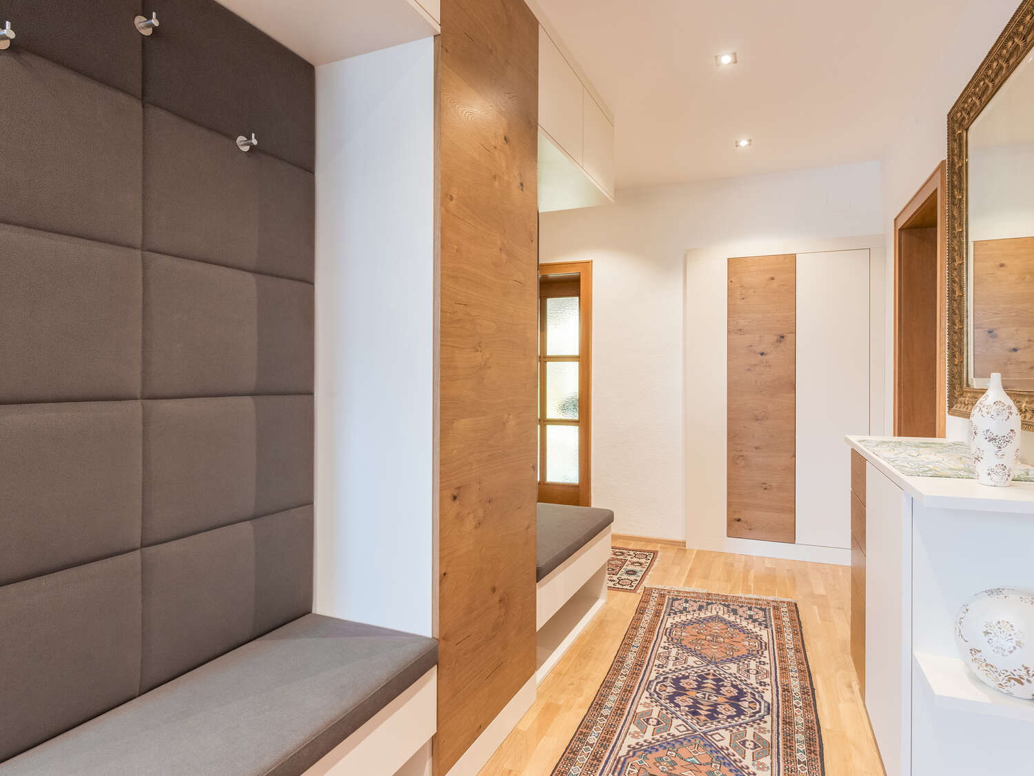 Foto von Vorzimmer Möbeln.
